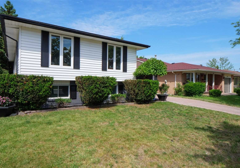 3195-conservation-drive-windsor-ontario-x5676312