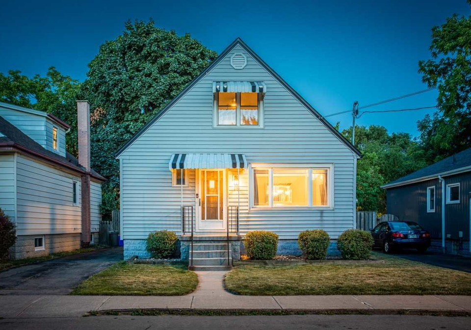 19-east-27th-street-hamilton-ontario-x5721138