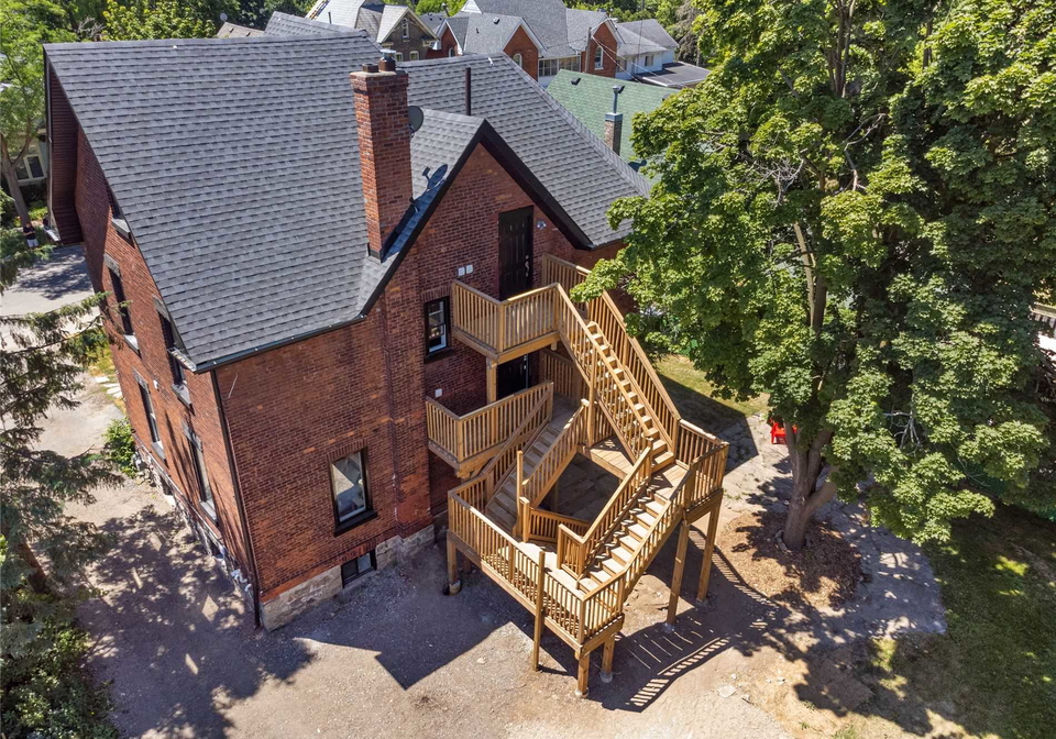 16-arthur-street-brantford-ontario-x5726099