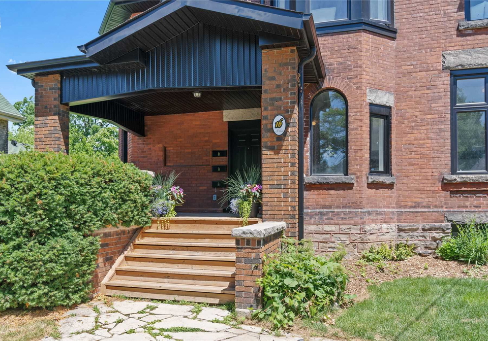 16-arthur-street-brantford-ontario-x5726099