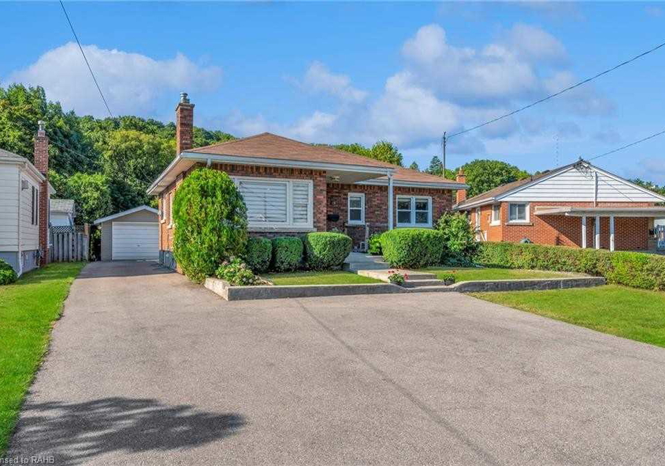 18-new-mountain-road-hamilton-ontario-x5744332
