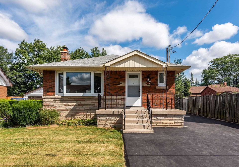 7-bolan-court-hamilton-ontario-x5763990