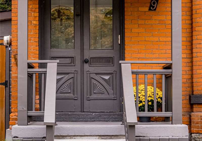 9-stanley-avenue-hamilton-ontario-x5875772