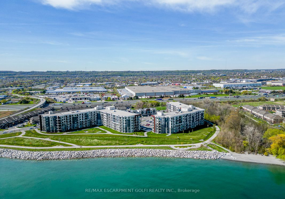 125-shoreview-place-hamilton-ontario-x5972360