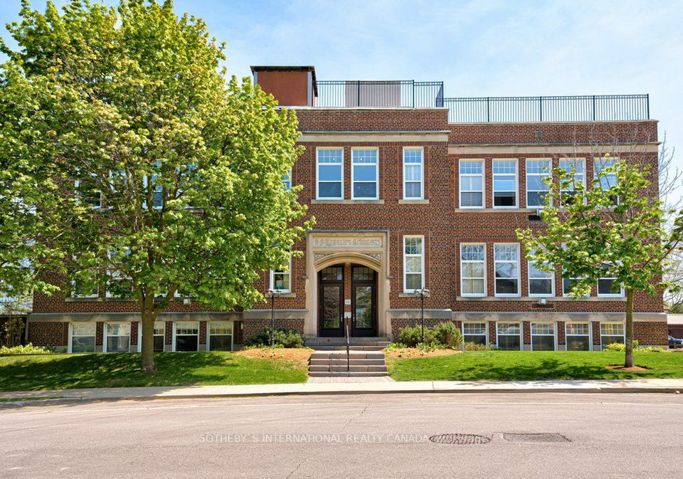 35-alexandra-avenue-waterloo-ontario-x6028408
