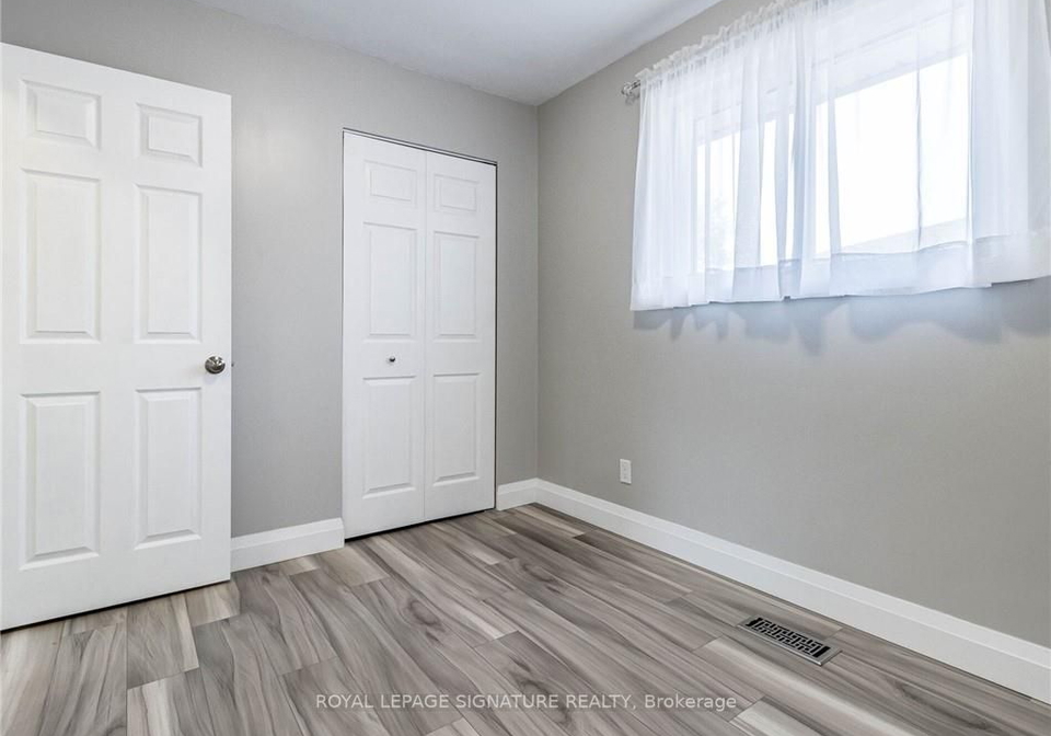 226-overlea-drive-kitchener-ontario-x6030932