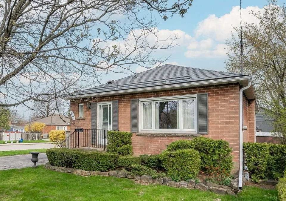 67-seven-oaks-drive-hamilton-ontario-x6050149
