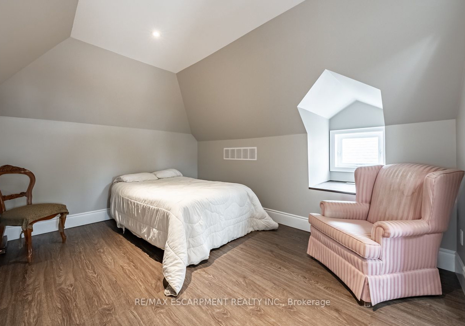 103-myrtle-avenue-hamilton-ontario-x6111628