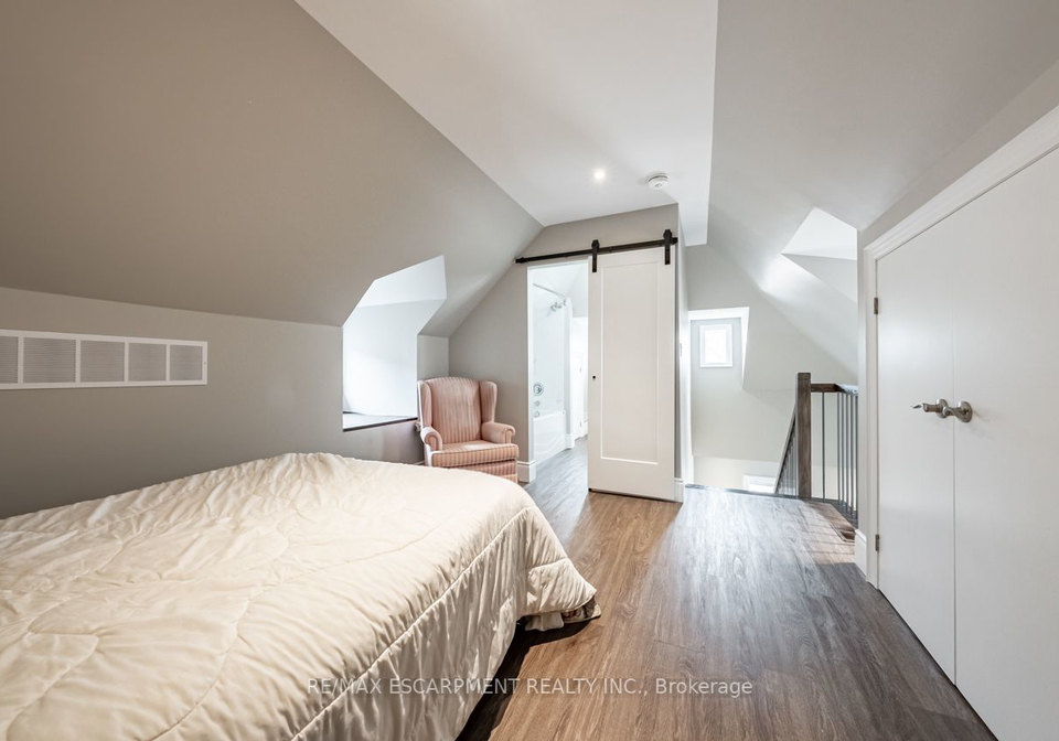 103-myrtle-avenue-hamilton-ontario-x6111628