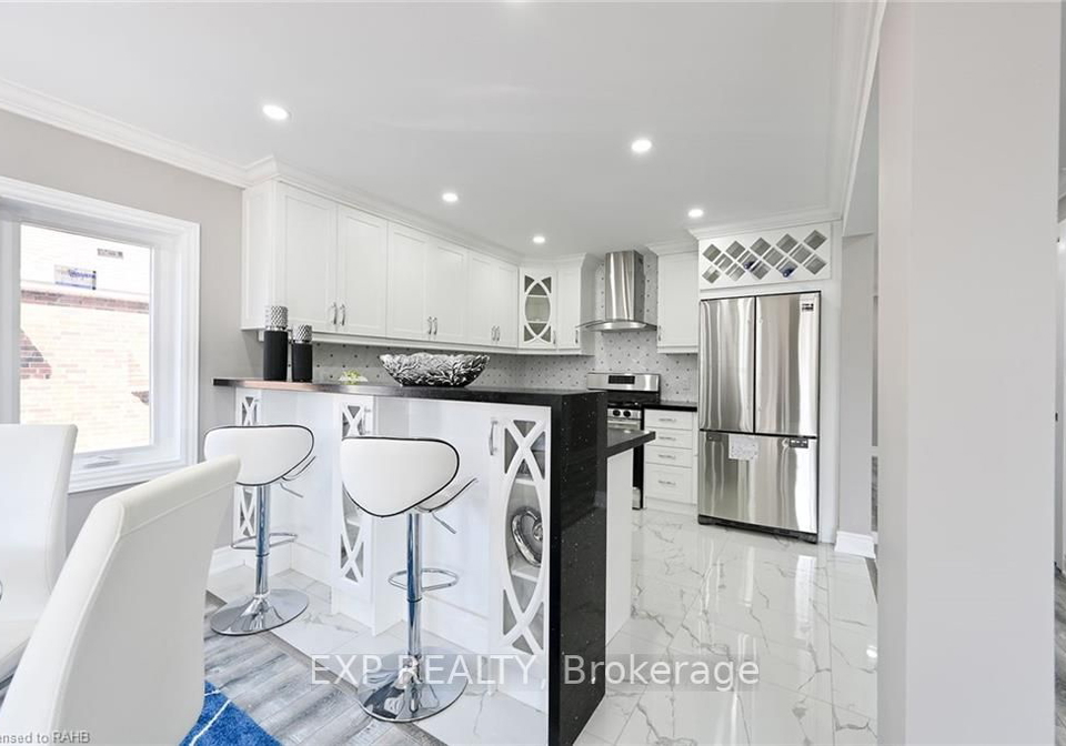 39-walter-avenue-s-hamilton-ontario-x6679168