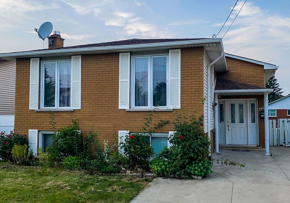 290-highridge-avenue-hamilton-ontario-x6679956