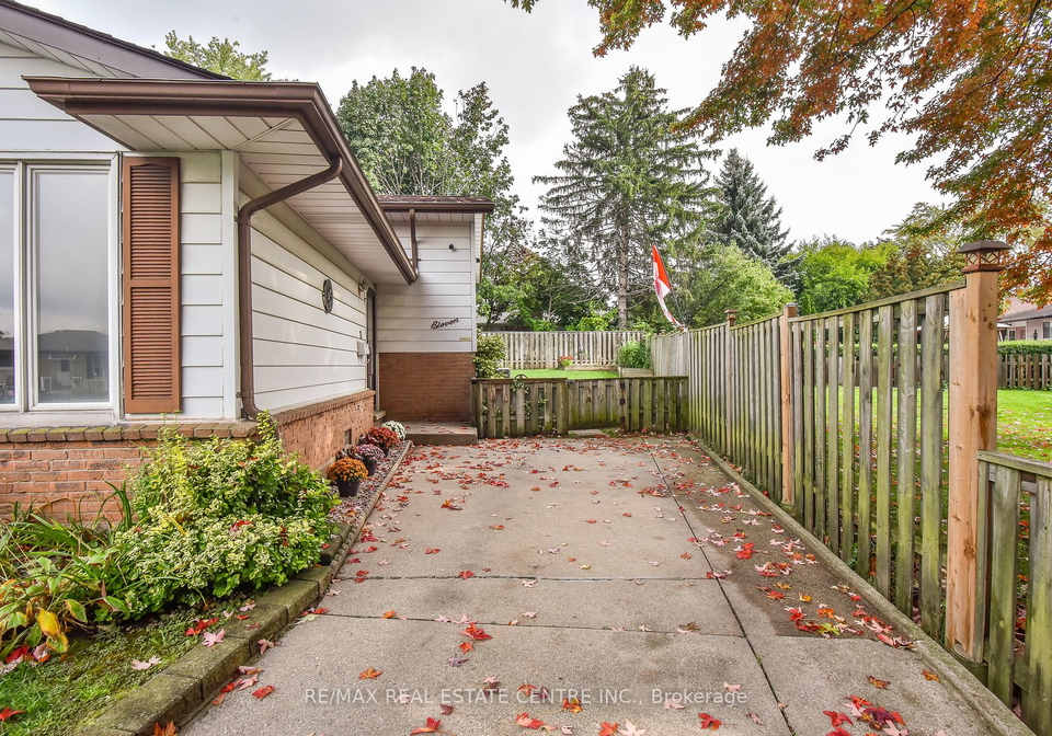 11-kimberly-crescent-kitchener-ontario-x7203210