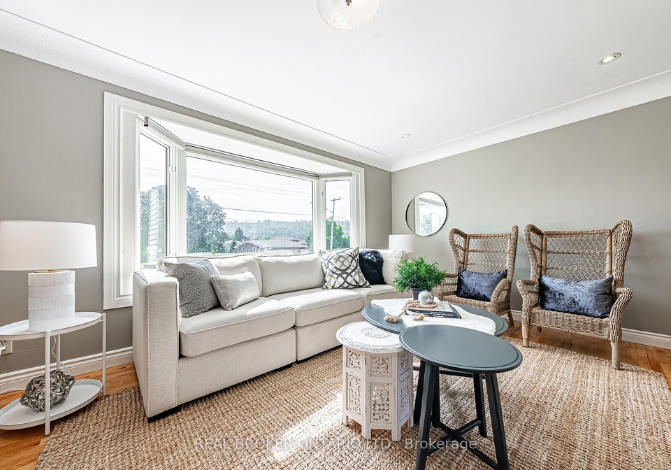 317-king-street-e-hamilton-ontario-x7299018