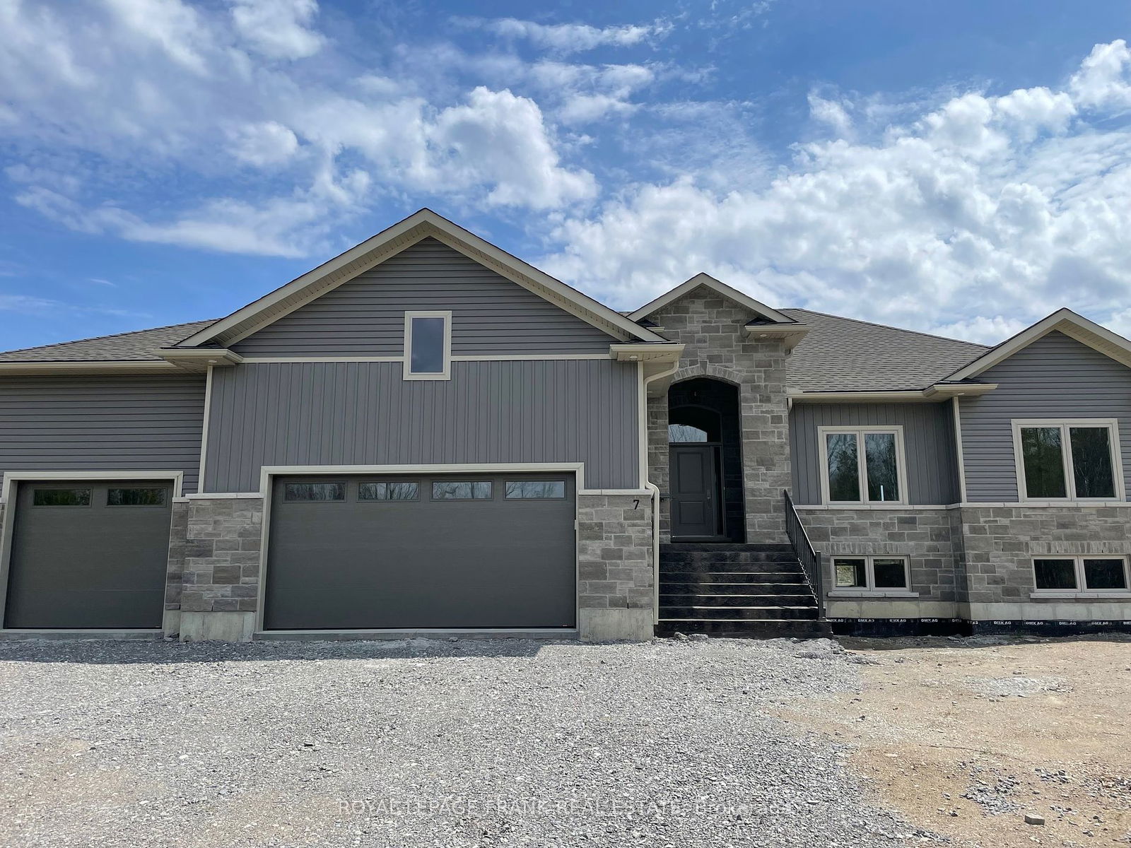 7 Nipigon Street, Kawartha Lakes