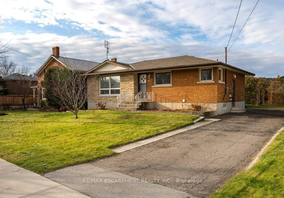 611-geneva-street-st-catharines-ontario-x7367606