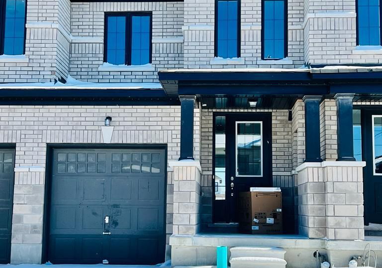 103-corley-street-kawartha-lakes-ontario-x7379874