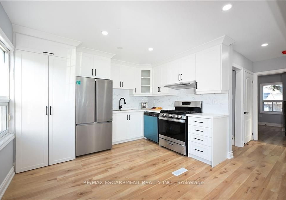 213-east-28th-street-hamilton-ontario-x7392412