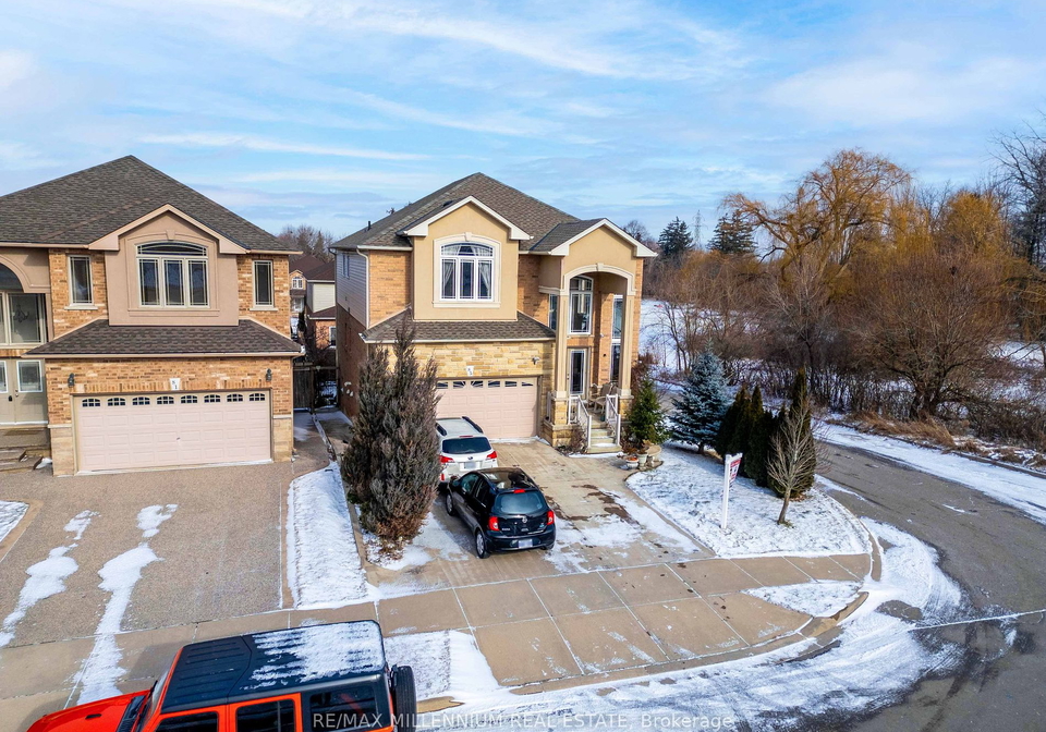 85-onyx-court-hamilton-ontario-x7402918