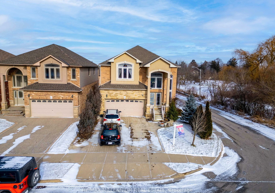 85-onyx-court-hamilton-ontario-x7402918