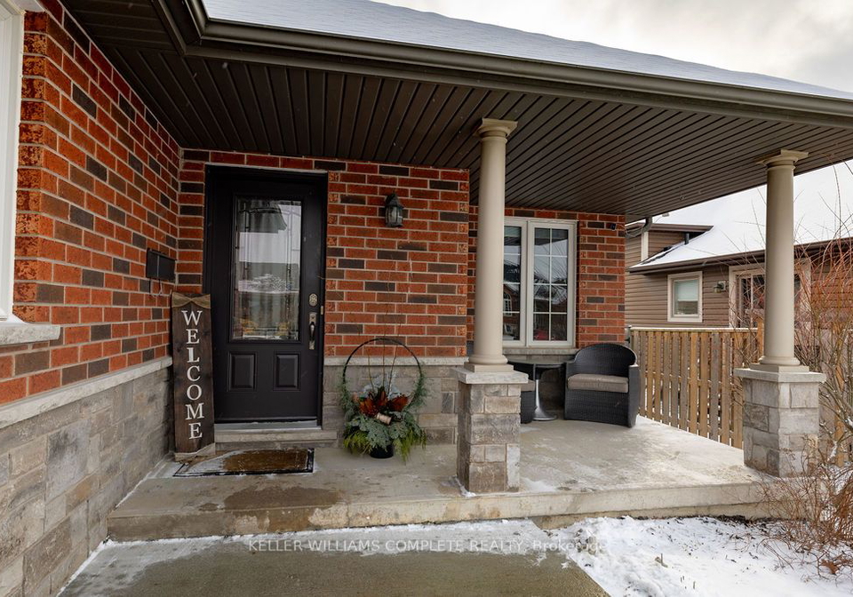 143-anastasia-boulevard-west-lincoln-ontario-x8011094