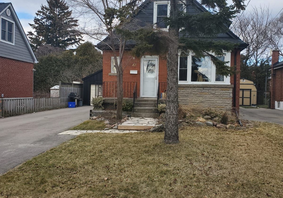 42-east-41st-street-hamilton-ontario-x8066806