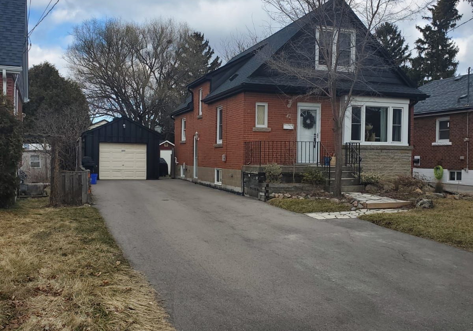 42-east-41st-street-hamilton-ontario-x8066806