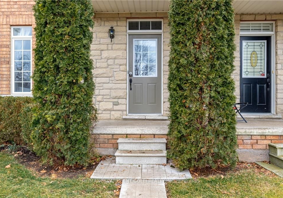 204-springstead-avenue-hamilton-ontario-x8074822