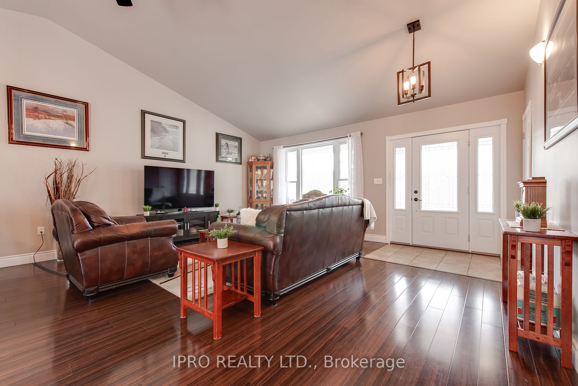 635 Chiswick Line, Powassan