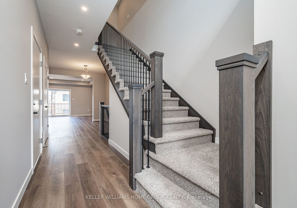 27-hedley-lane-centre-wellington-ontario-x8207376