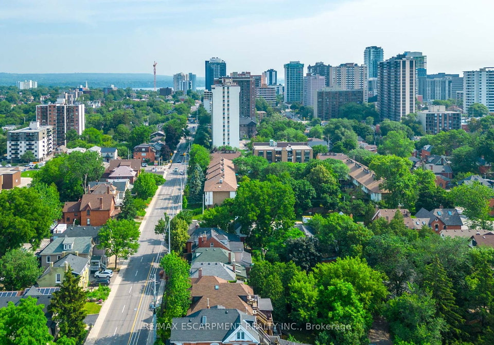 225-queen-street-s-hamilton-ontario-x8274994