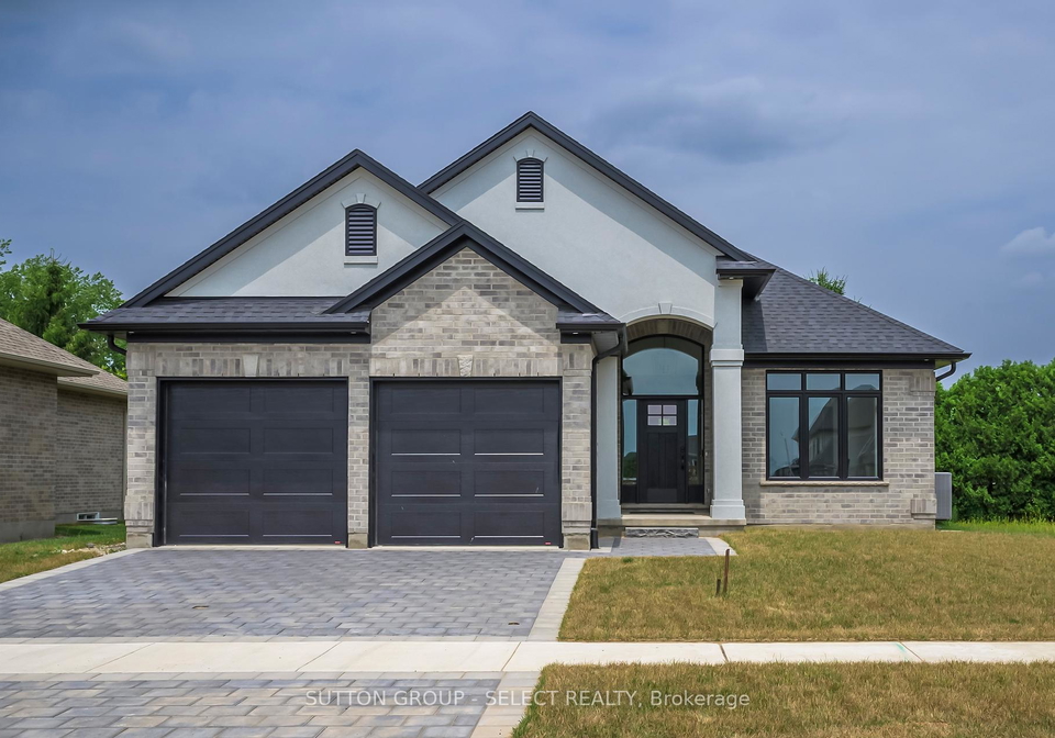 17-spruce-crescent-north-middlesex-ontario-x8331870