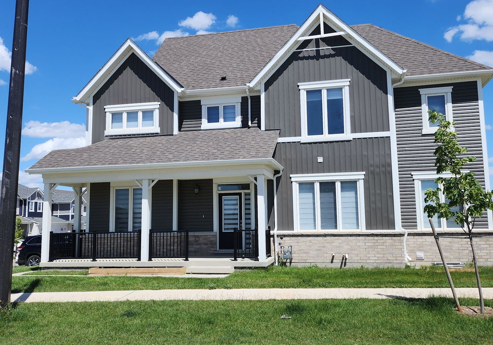 2-saxony-street-kitchener-ontario-x8415576