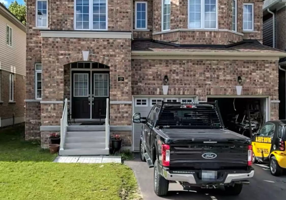 19-cherry-taylor-avenue-cambridge-ontario-x8424226