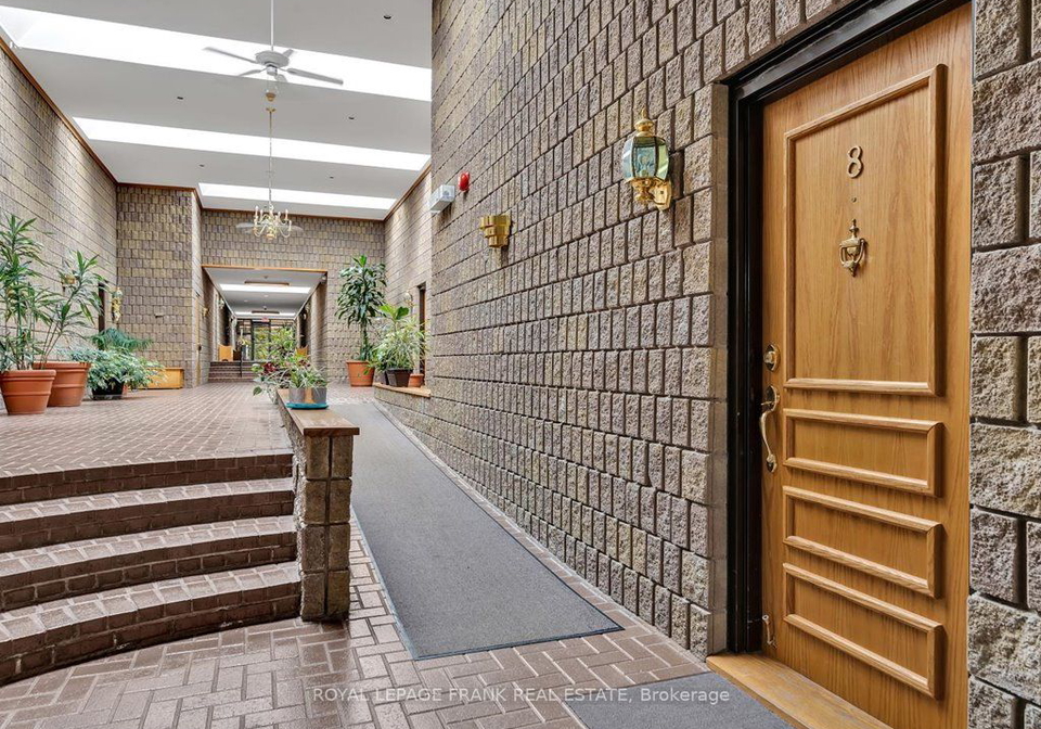 689-whitaker-street-peterborough-ontario-x8456196