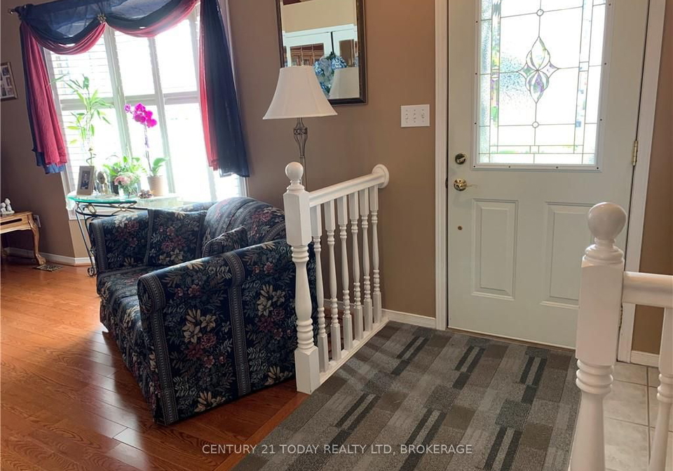 55-adelaide-street-fort-erie-ontario-x8510009