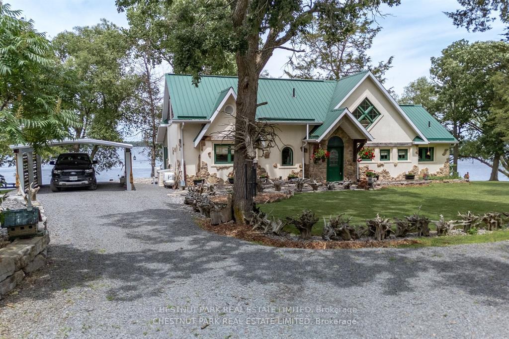 296-green-point-lane-e-prince-edward-county-ontario-x9009570