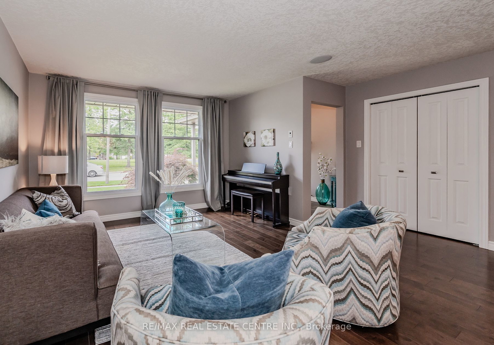 56-blue-spruce-court-kitchener-ontario-x9045139