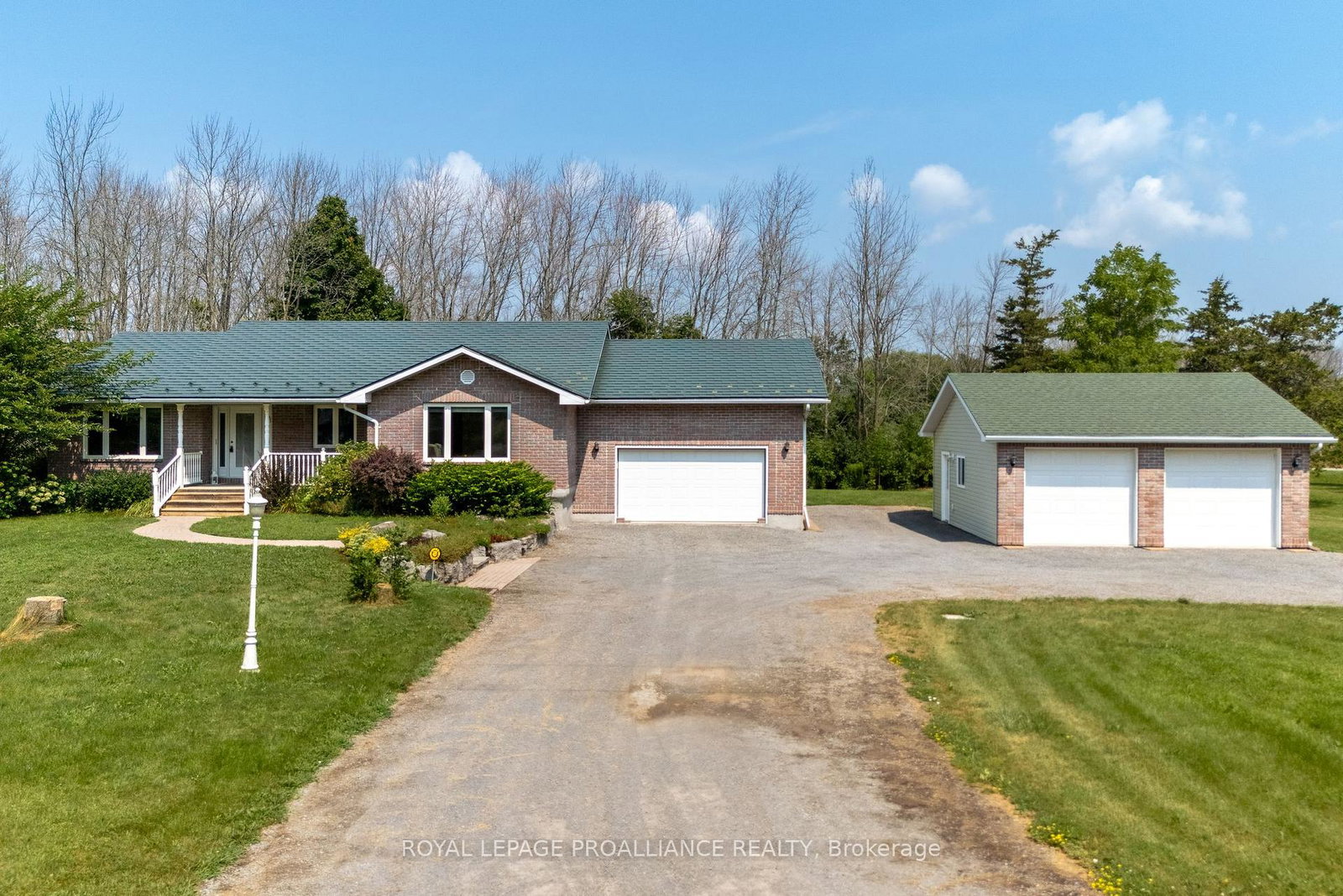 32-pierce-road-prince-edward-county-ontario-x9246230