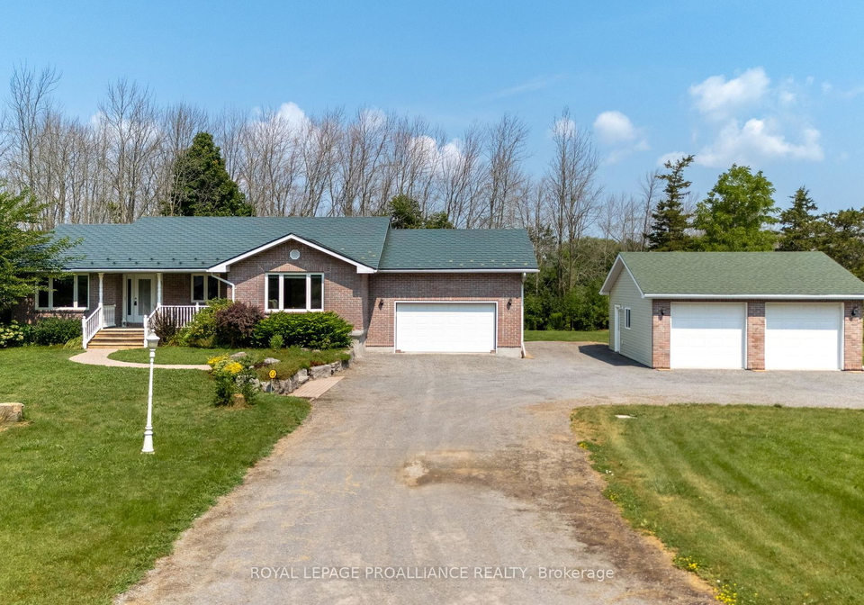 32-pierce-road-prince-edward-county-ontario-x9246230