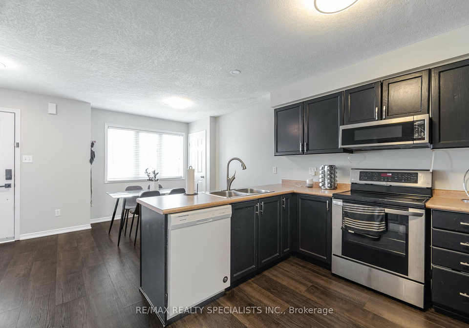 50-howe-drive-kitchener-ontario-x9268317