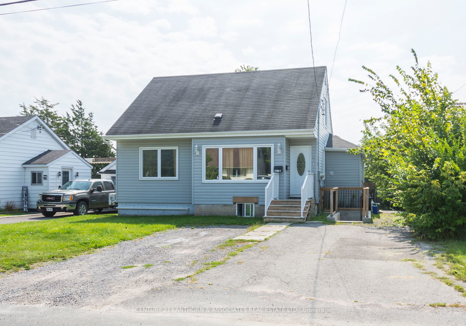 99-bay-drive-belleville-ontario-x9295285