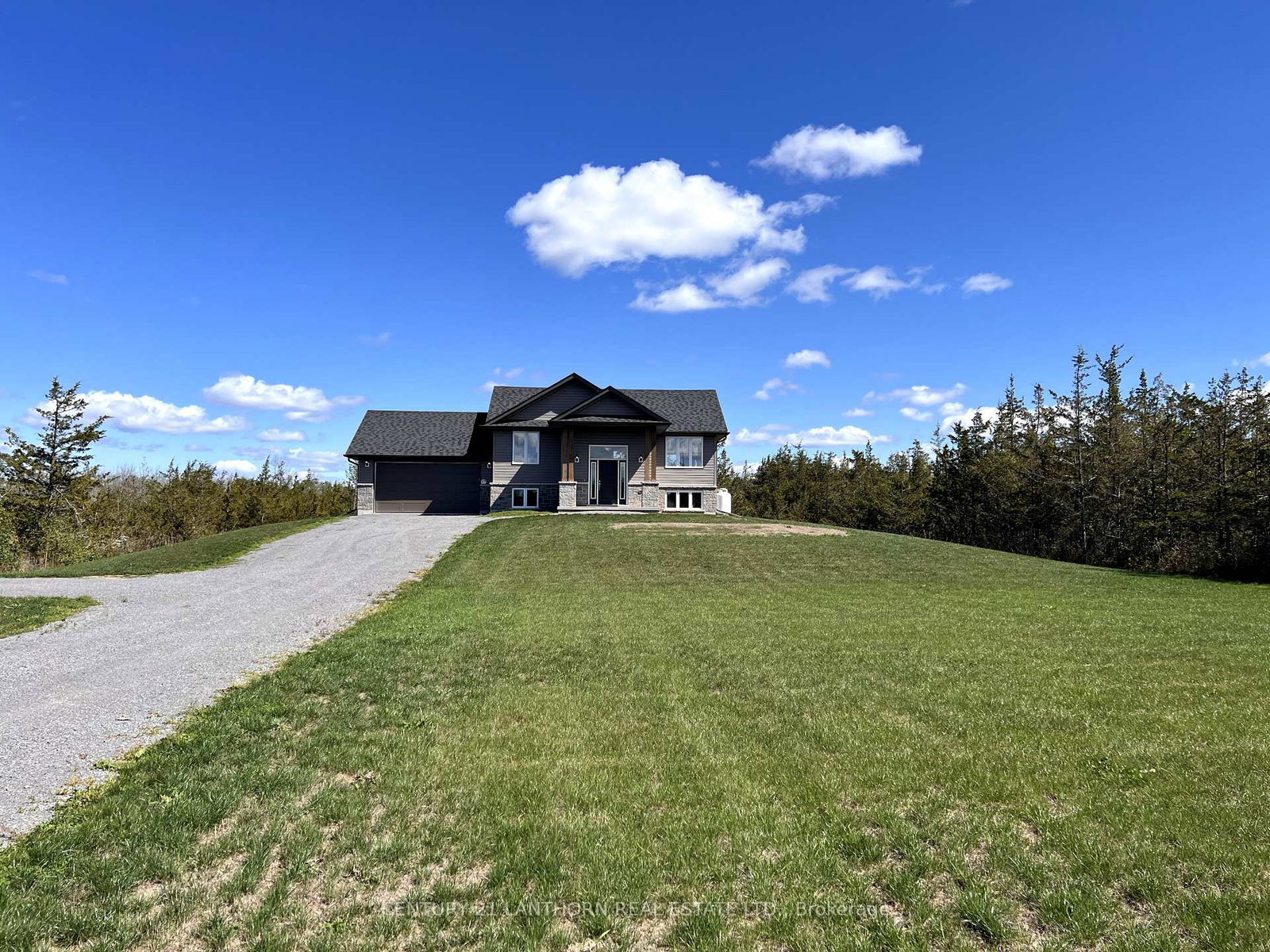 2567-county-road-5-prince-edward-county-ontario-x9361675