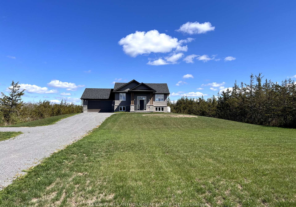 2567-county-road-5-prince-edward-county-ontario-x9361675