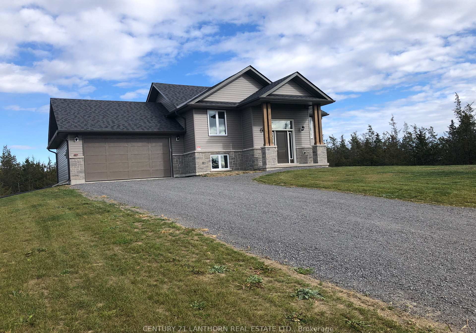 2567-county-road-5-prince-edward-county-ontario-x9361675