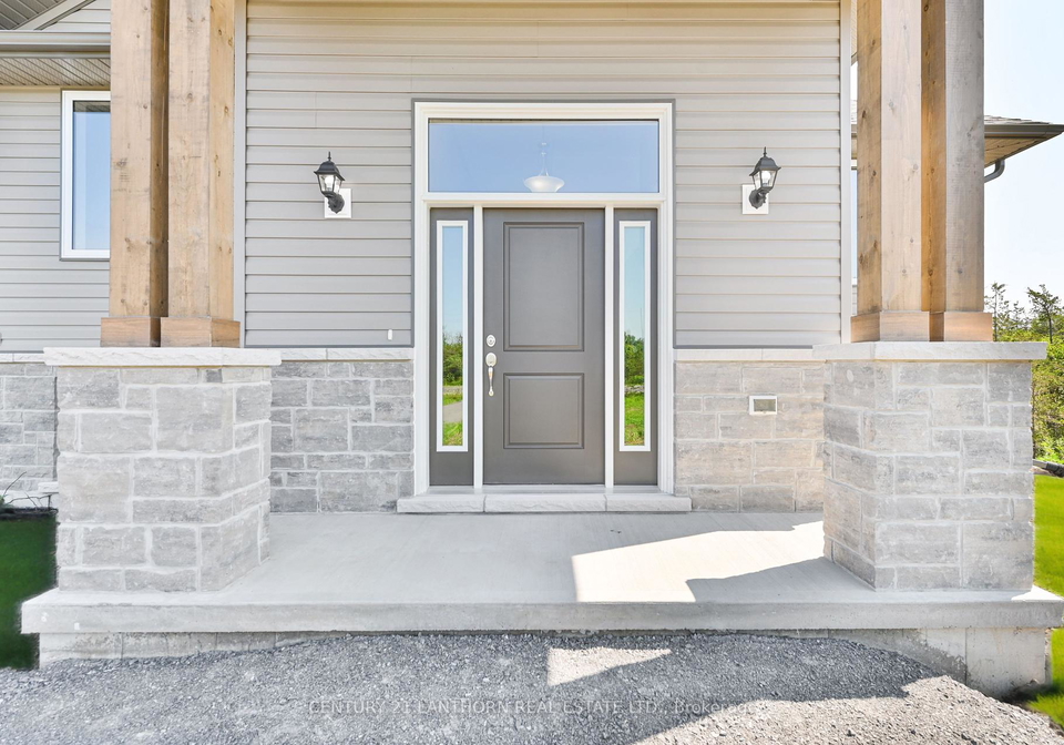 2567-county-road-5-prince-edward-county-ontario-x9361675