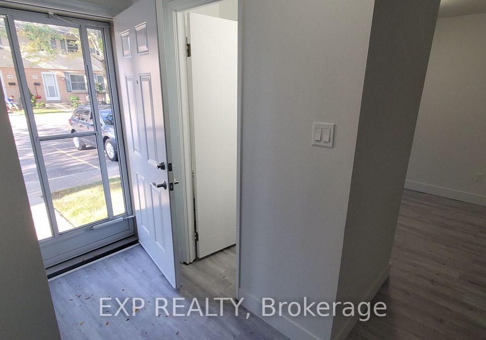 1247-huron-street-london-ontario-x9381322