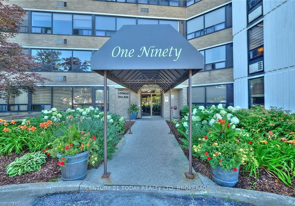 190-hwy-20-w-road-pelham-ontario-x9407162