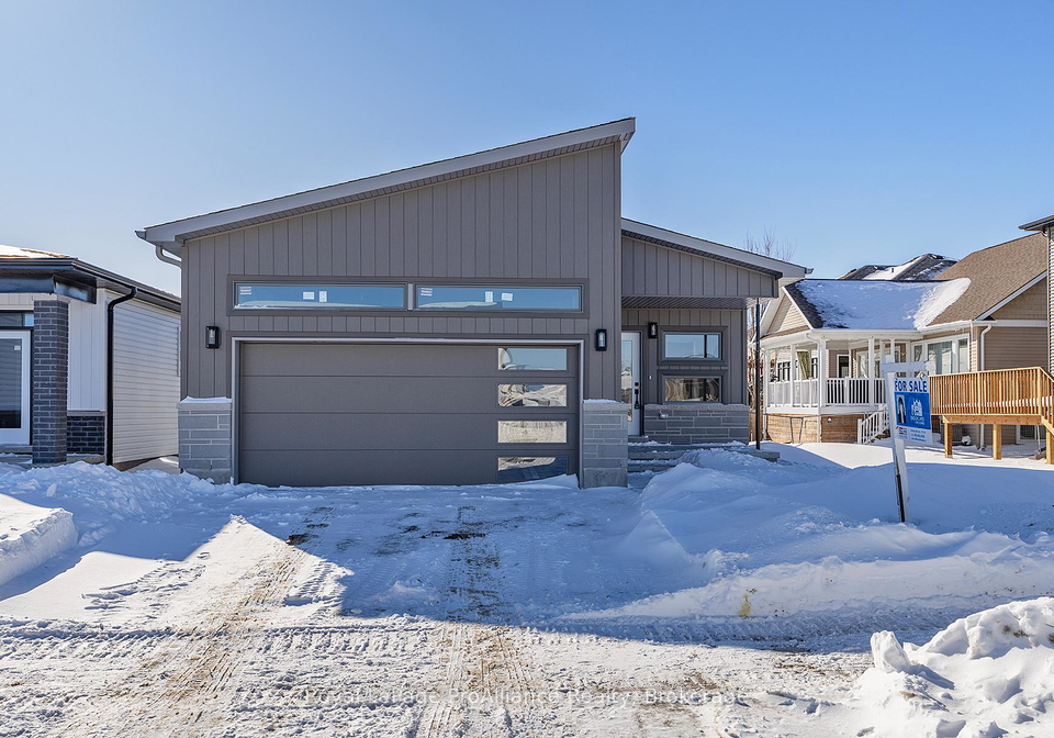 149-mcdonough-crescent-loyalist-ontario-x9411158