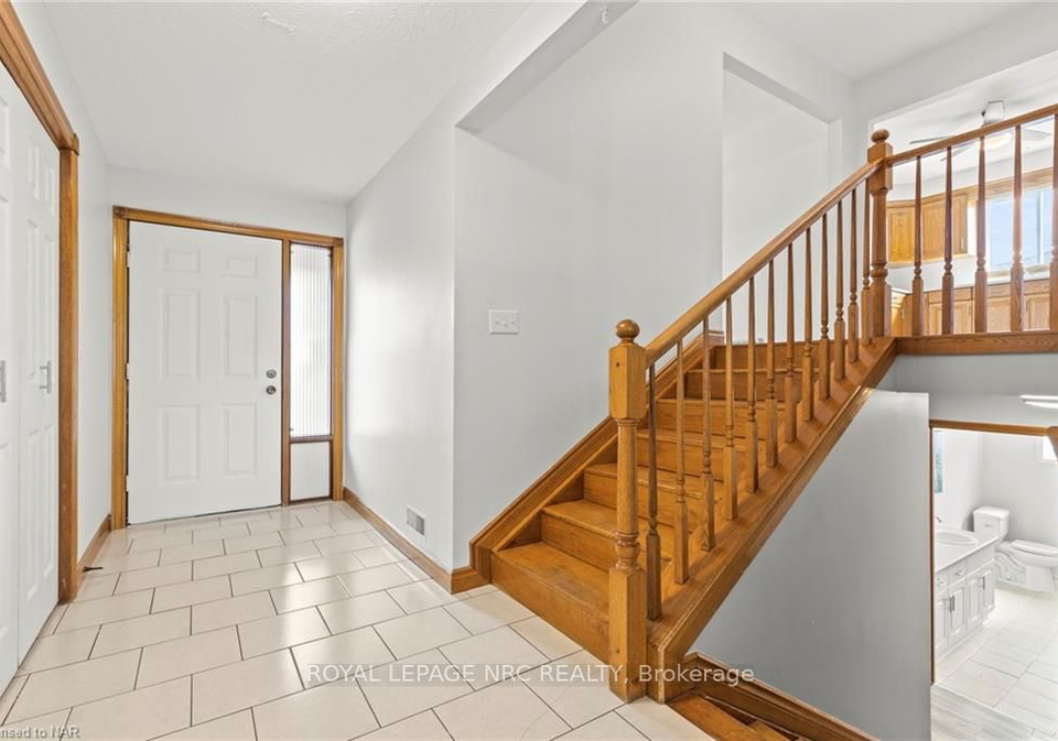 98-ost-avenue-port-colborne-ontario-x9413212