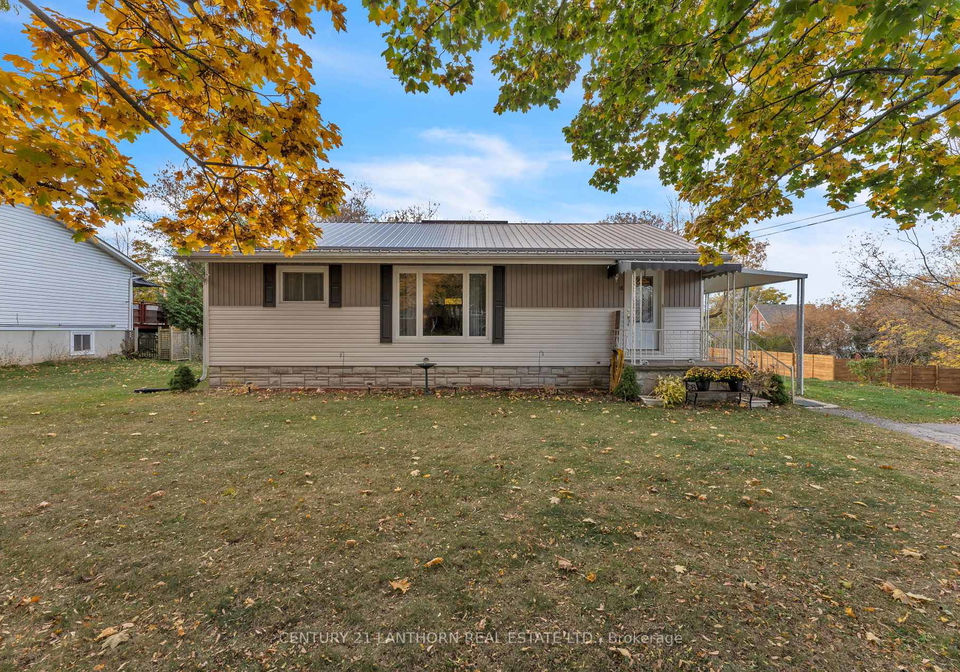 18-pitt-street-prince-edward-county-ontario-x9512404